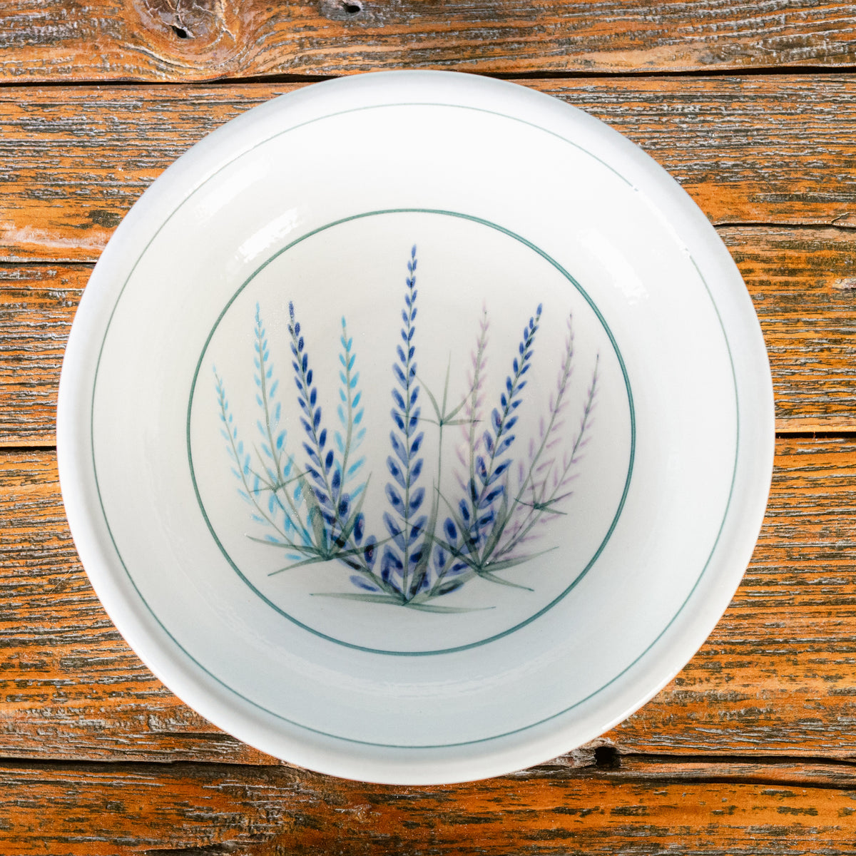Large Georgetown Bowl