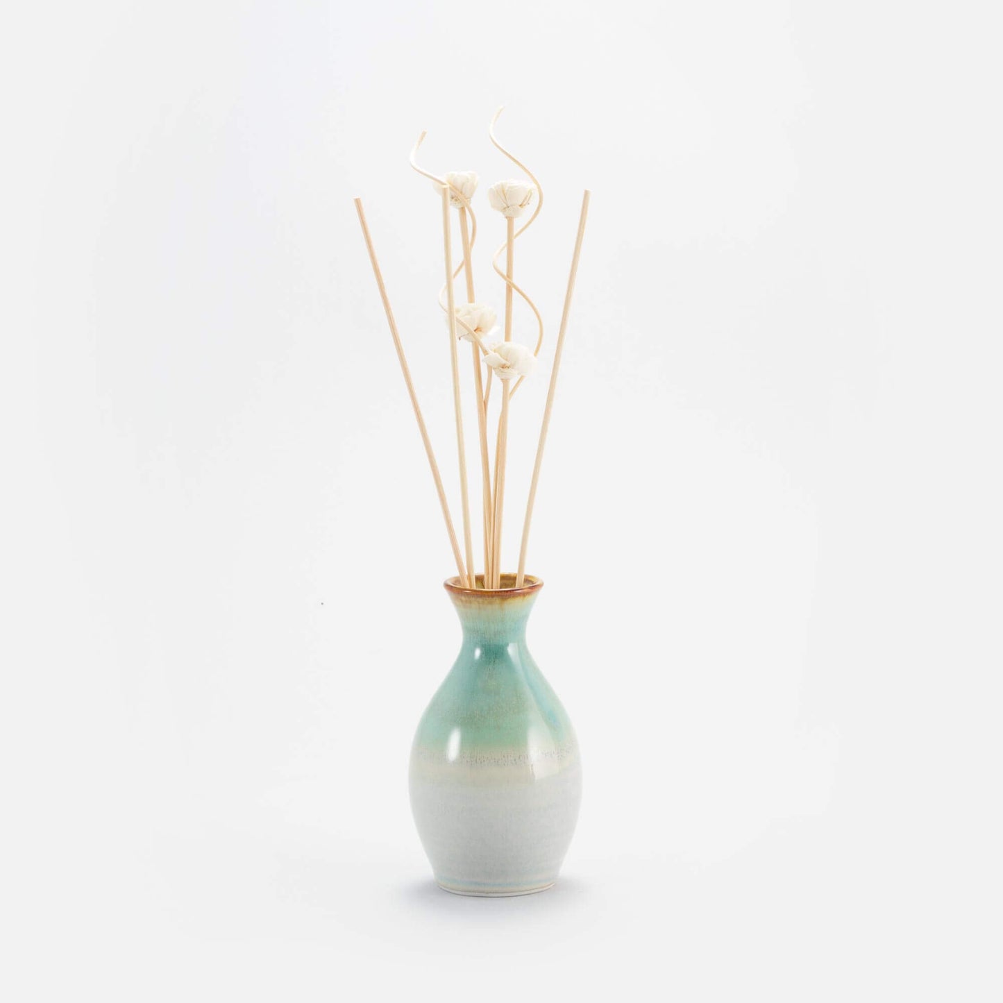 Handmade Pottery Diffuser in Ivory & Green pattern made by Georgetown Pottery in Maine
