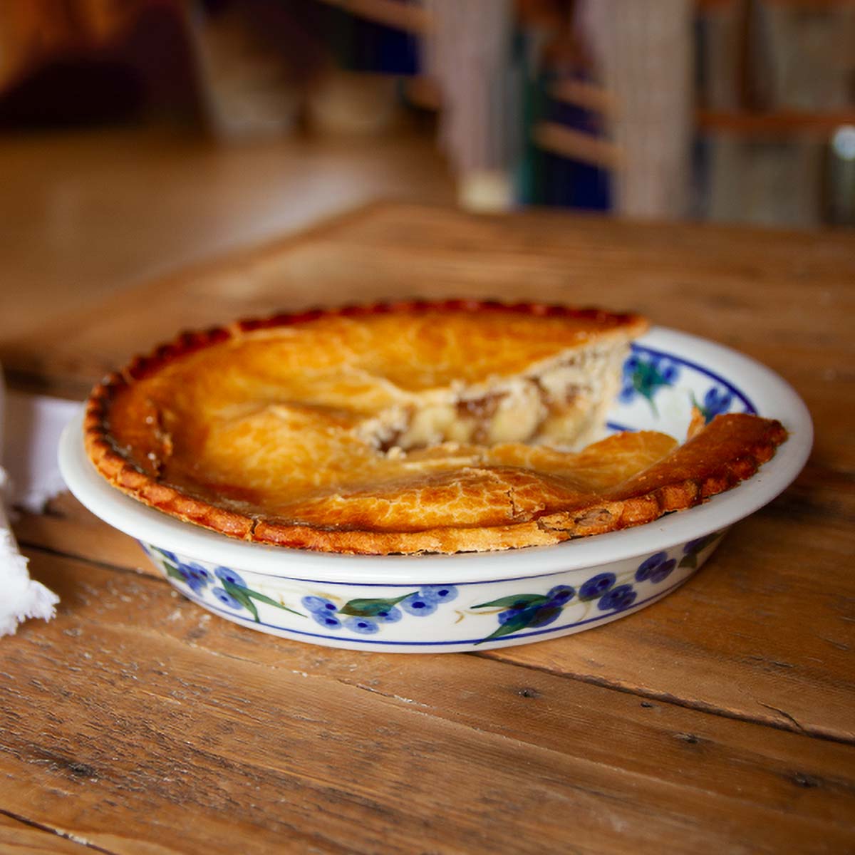 Pie Plate & Wooden Server