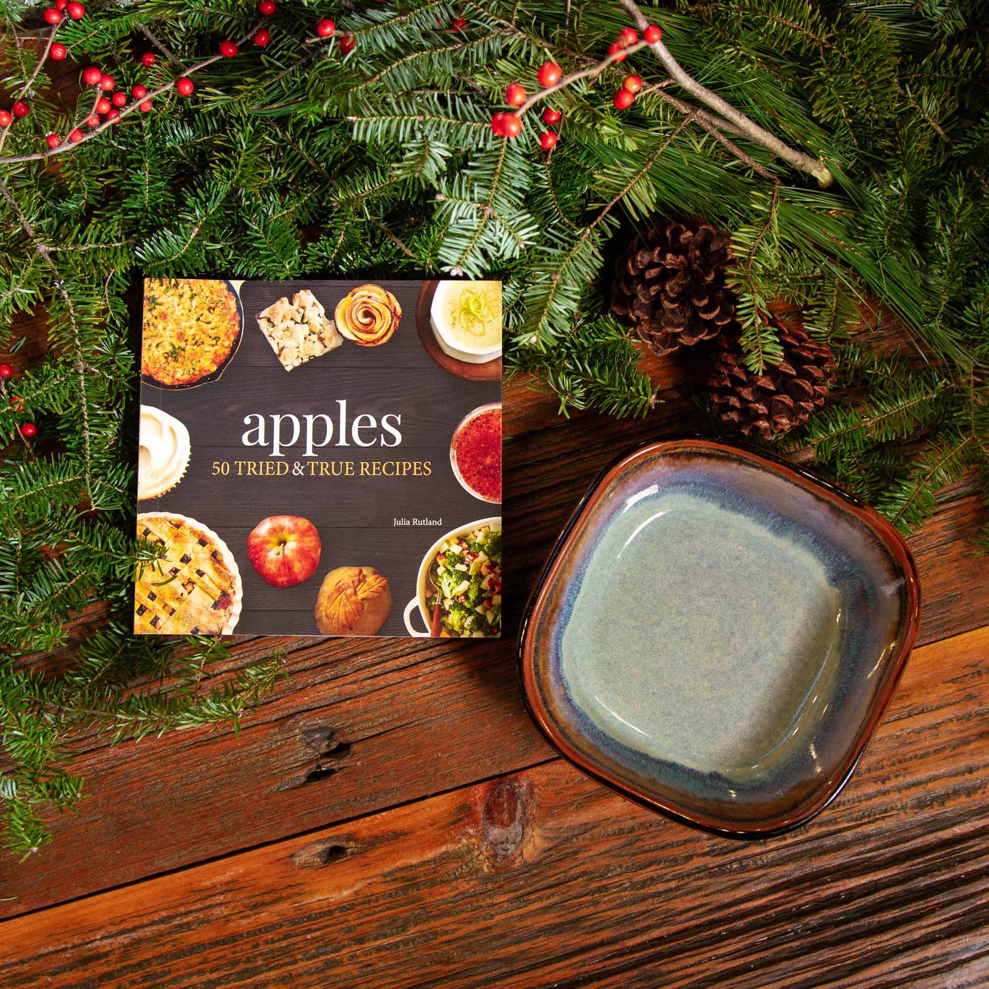 Pairing - Appetizer Bowl w/ Apple Recipes Book  - Apple Crisp, Anyone?! in Hamada Purple
