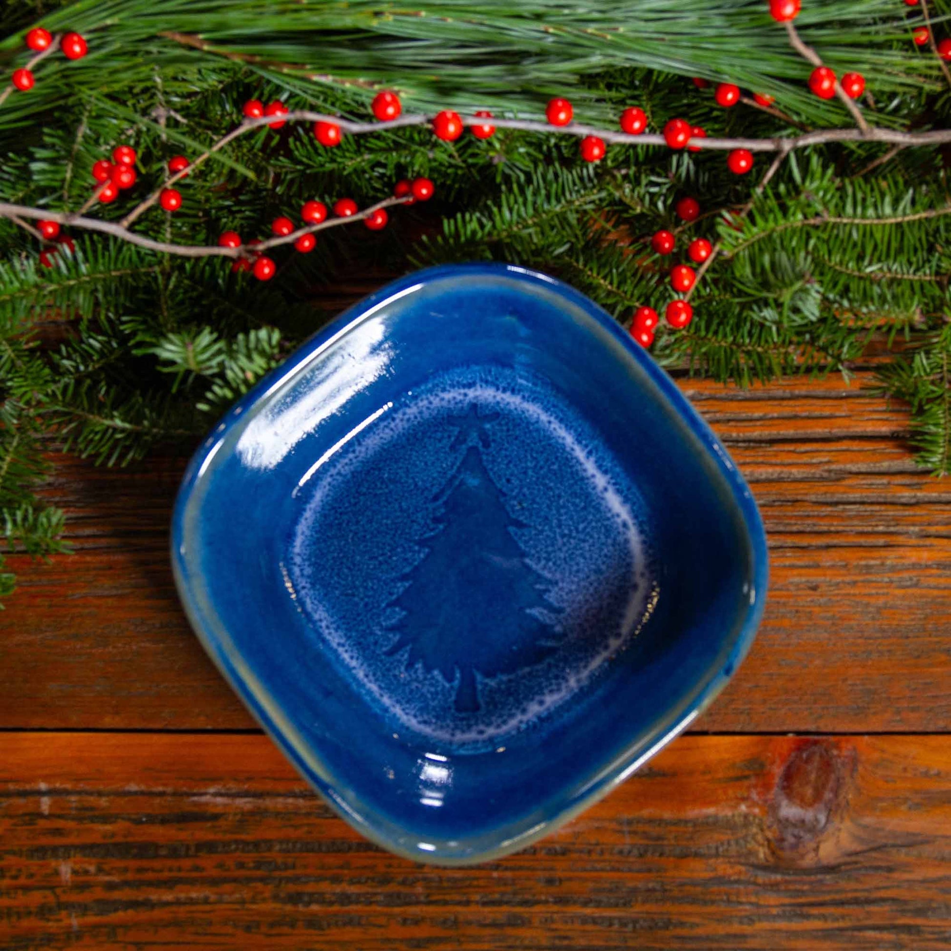 Appetizer Bowl in Blue Christmas Tree