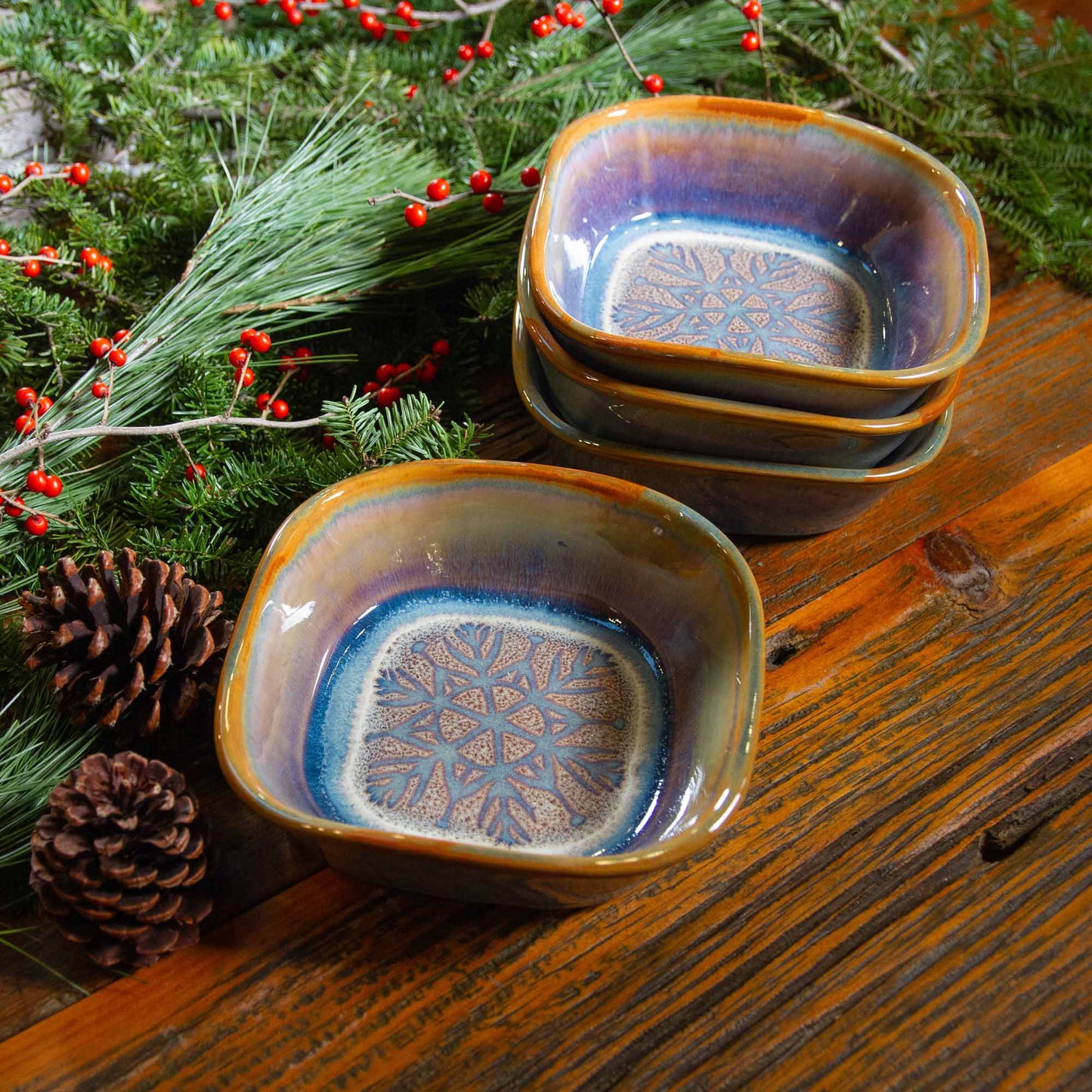 Set - 4 Appetizer Bowls in Purple Snowflake