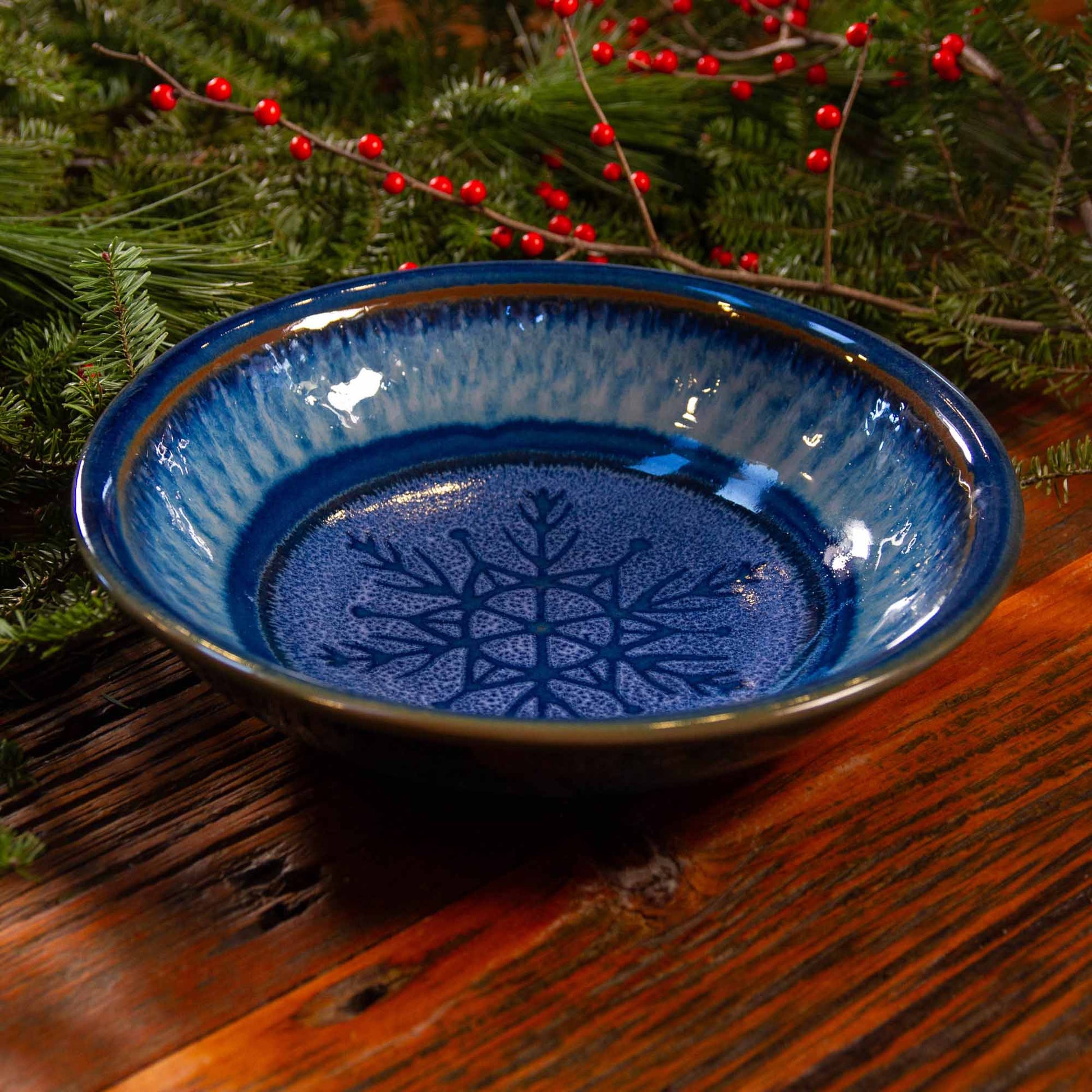 Small Serving Pasta Bowl in Chattered Blue Snowflake w/ Rust