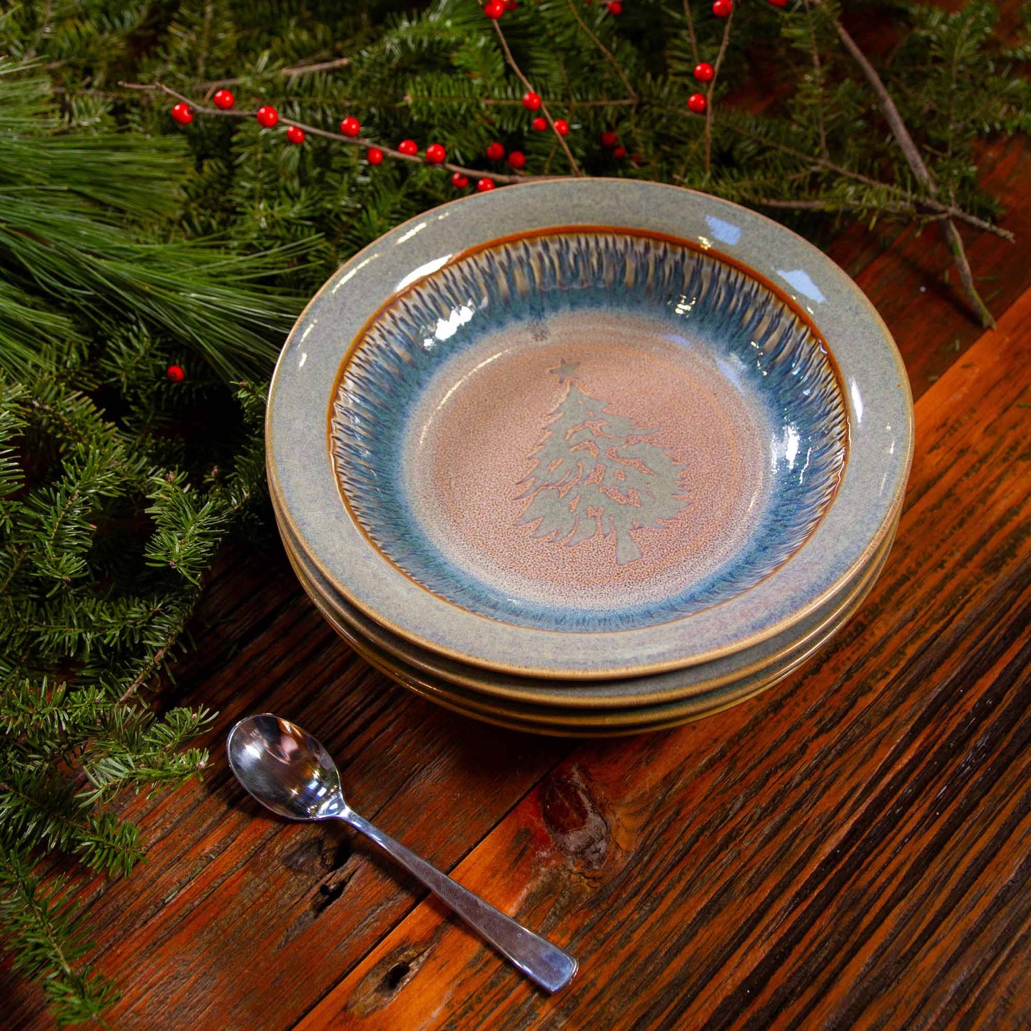 Set - 4 Individual Pasta Bowls in Chattered Purple Christmas Tree